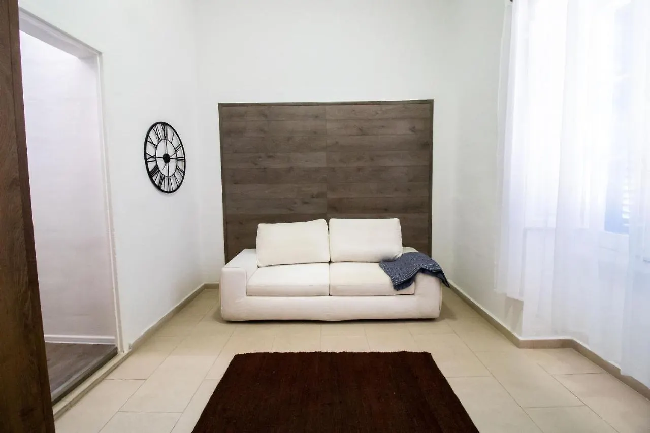 Brant Lodging Sliema Apartment